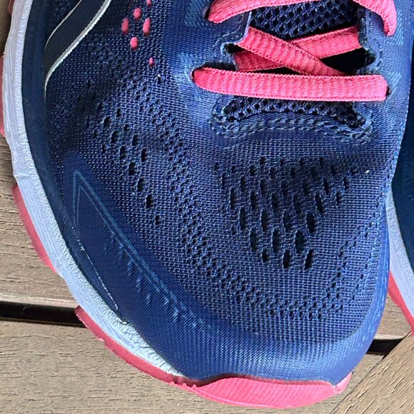 Asics GT-2000 7 Running Shoes – Women’s Size 6.5 Wide - Picture 9 of 16